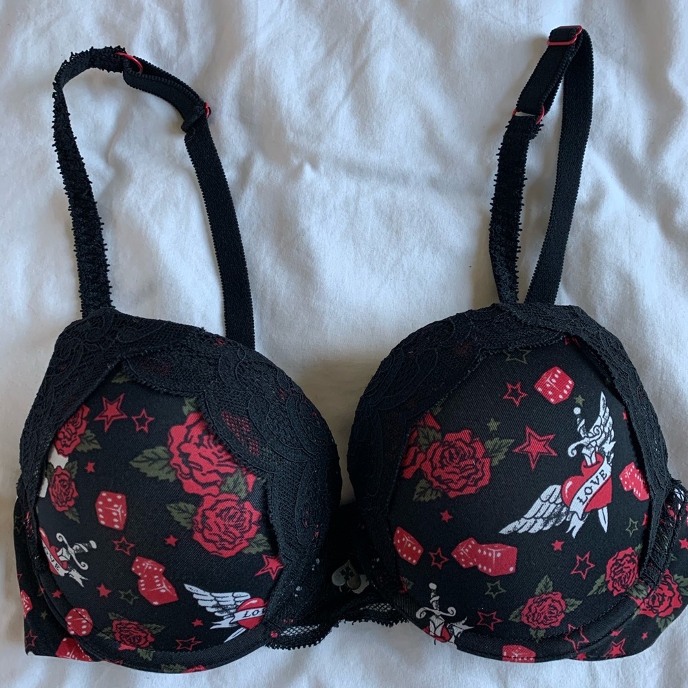 Tattoo design black bra
